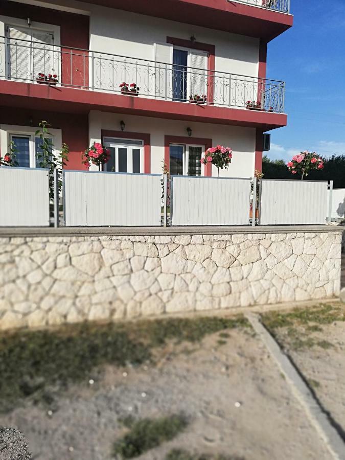 Apartmani Sladic Skradin Eksteriør bilde